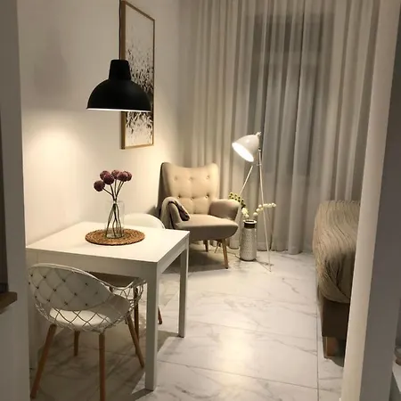 Apartment Lifestyle *