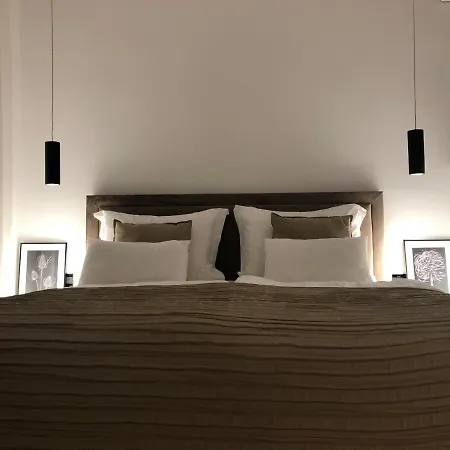 Apartment Lifestyle *