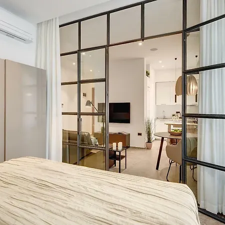 Apartment Lifestyle *