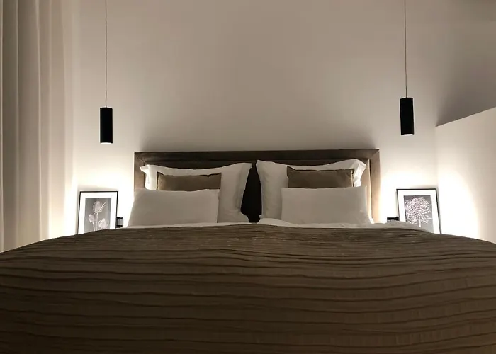 Apartment Lifestyle *